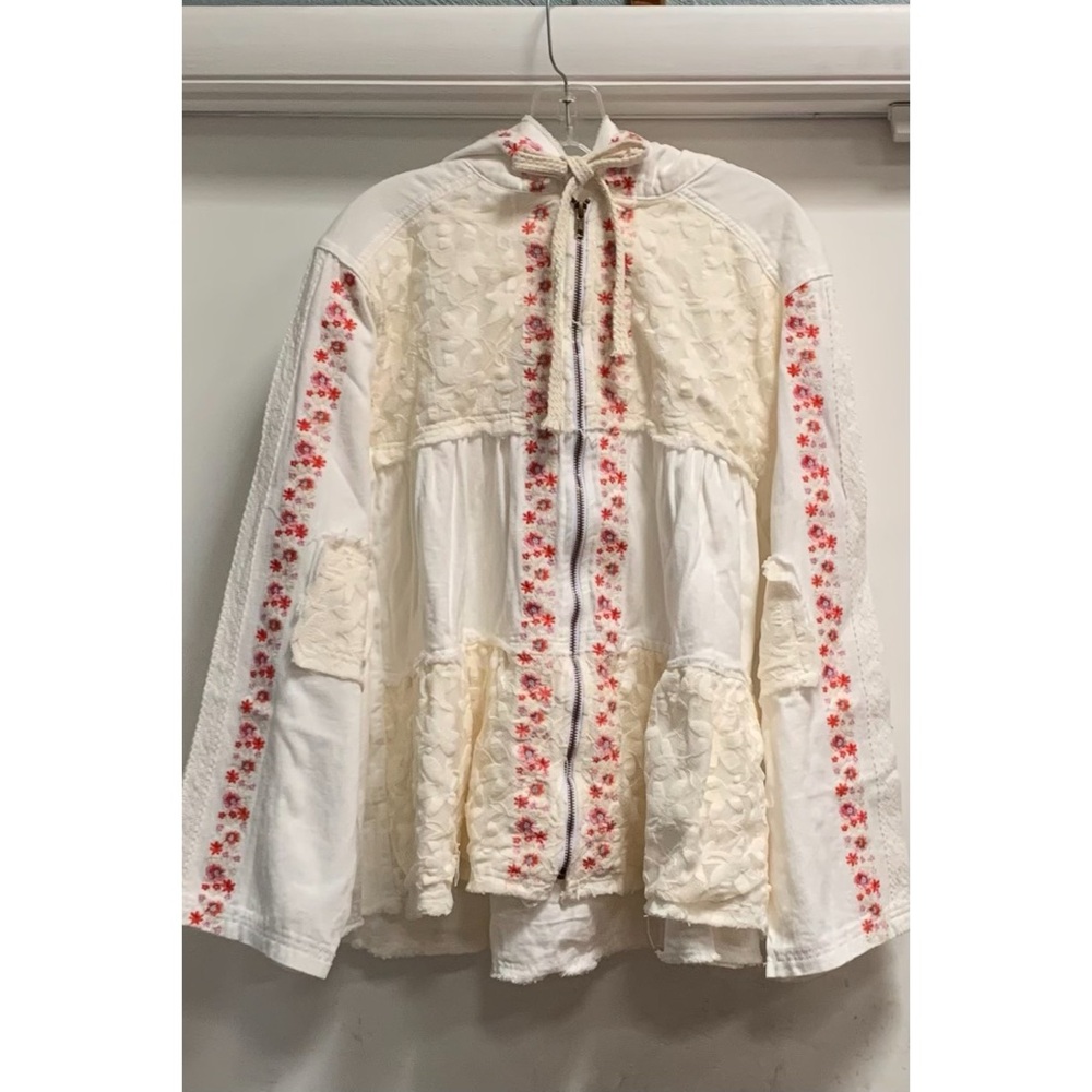 POL Ivory Denim Patchwork Floral Embroidered Tiered Hoodie